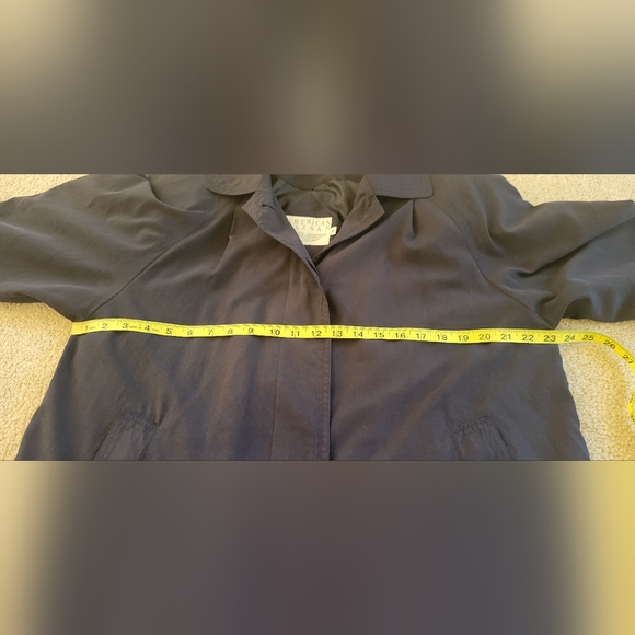 Vintage American Bazaar Navy Blue Long Trench Coat women's size 6 Preowned. - Picture 3 of 16